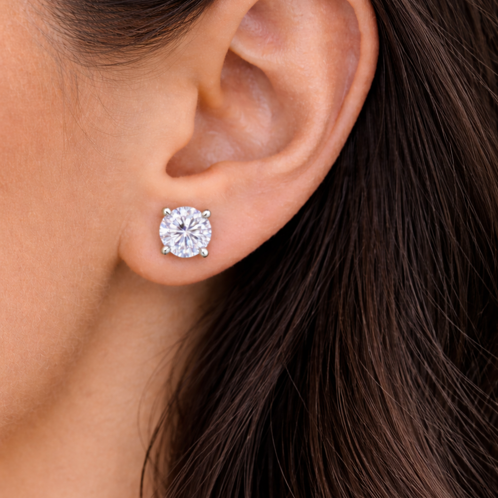 Round Diamond Studs